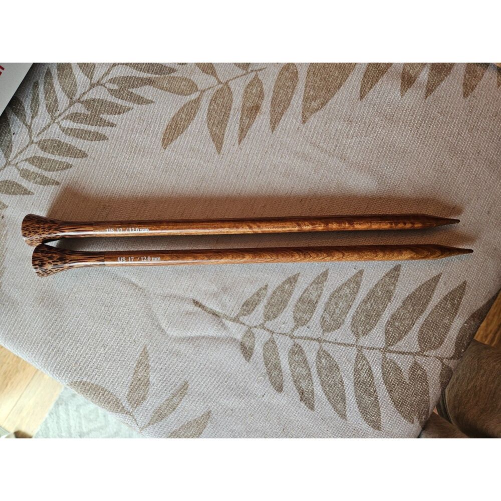 LANTERN MOON Size 17 Knitting Needles